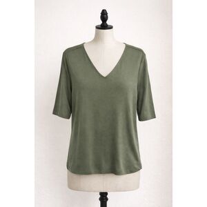 Cupio Polished Olive Green V-Neck Top Women’s Large Short Sleeve Tee